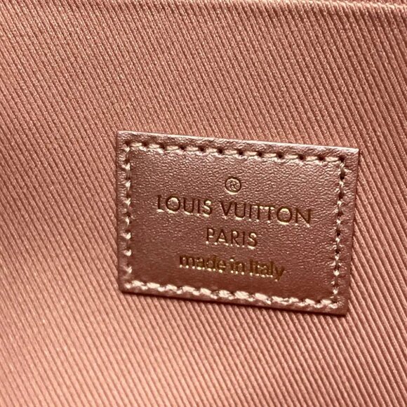 Auth LOUIS VUITTON Pochette Felice M69793 Rose Pearl Monogram Vernis - FH5210 - Picture 6 of 14